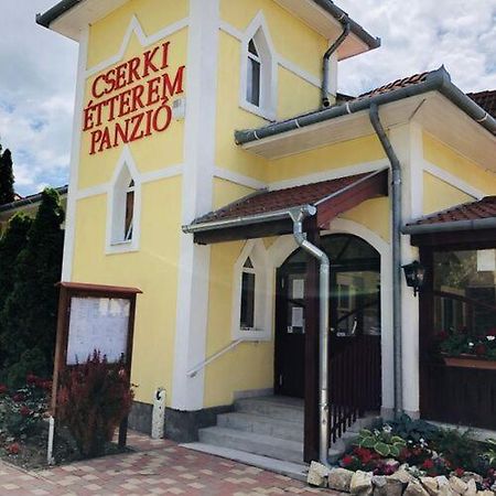 Cserki Panzio Balatonfőkajár Kültér fotó